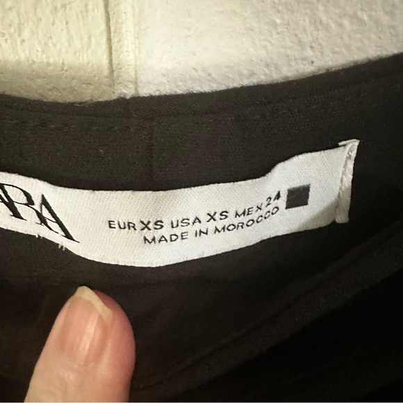 Zara Black Midi Pencil Skirt Work Essential - Picture 3 of 3